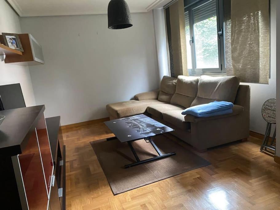 Amplio Apartamento Con Plaza De Parking. Apartment Хихон Екстериор снимка